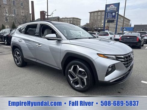 Used 2023 Hyundai Tucson Limited AWD/4WD image 2