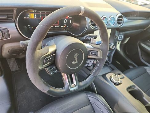 Used 2022 Ford Mustang Shelby GT500 w/ Technology Package image 10