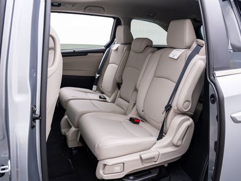 New 2026 Honda Odyssey EX-L image 18