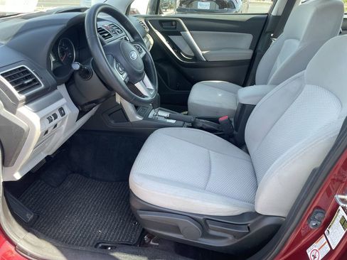 Used 2017 Subaru Forester 2.5i w/ Popular Package #2A image 8