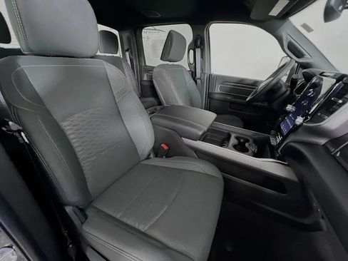 Used 2025 RAM 2500 Big Horn AWD/4WD image 27