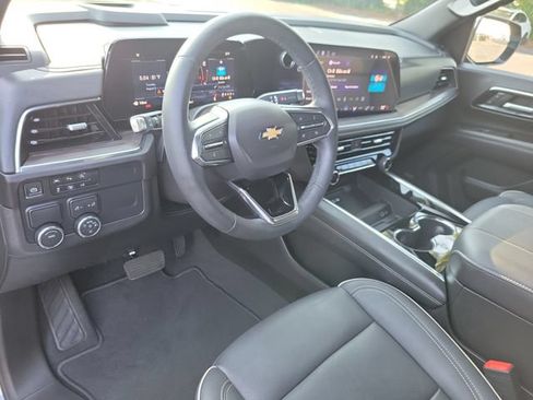 Certified 2025 Chevrolet Tahoe Premier RWD image 21