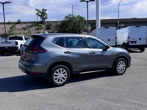 Used 2020 Nissan Rogue S AWD/4WD image 8