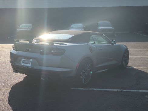 Used 2023 Chevrolet Camaro ZL1 image 5