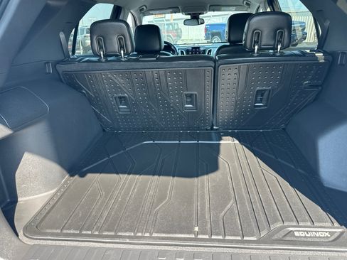 Used 2020 Chevrolet Equinox Premier FWD image 19