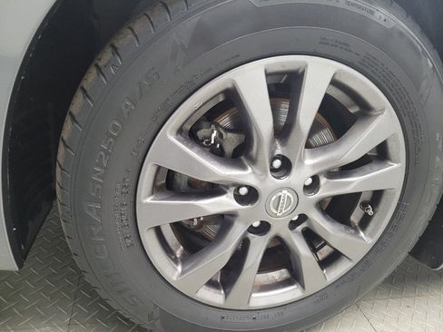 Used 2015 Nissan Altima 2.5 S w/ Sport Value Package FWD image 31