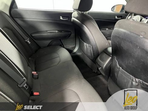 Used 2017 Kia Optima LX FWD image 17
