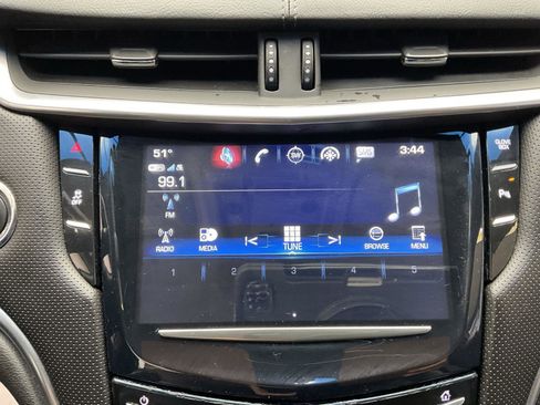 Used 2017 Cadillac XTS Luxury image 19