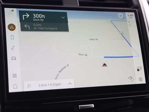 Used 2023 Land Rover Discovery S R-Dynamic image 8