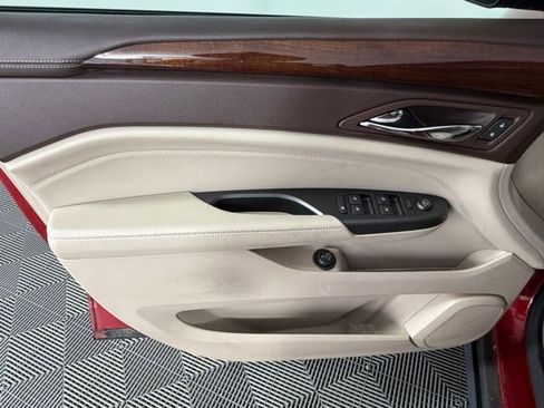 Used 2012 Cadillac SRX Luxury image 14