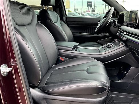 Used 2024 Hyundai Palisade Calligraphy image 8