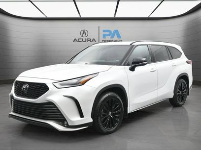 Used 2024 Toyota Highlander XSE