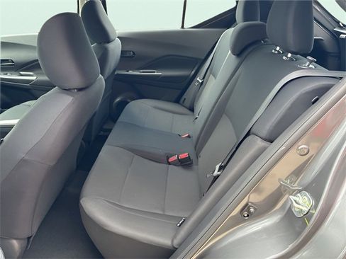 Used 2025 Nissan Kicks Play S image 15