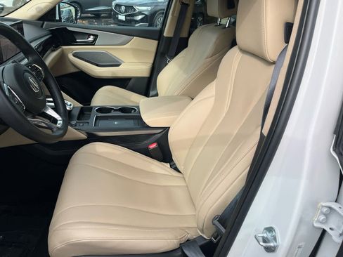 Used 2025 Acura MDX FWD image 17