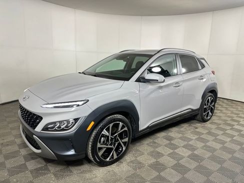 Used 2023 Hyundai Kona Limited w/ Cargo Package image 7
