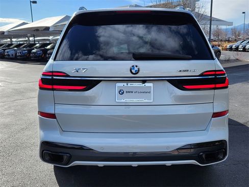 Used 2023 BMW X7 xDrive40i w/ M Sport Package image 15