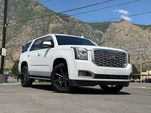 Used 2019 GMC Yukon SLT AWD/4WD image 1