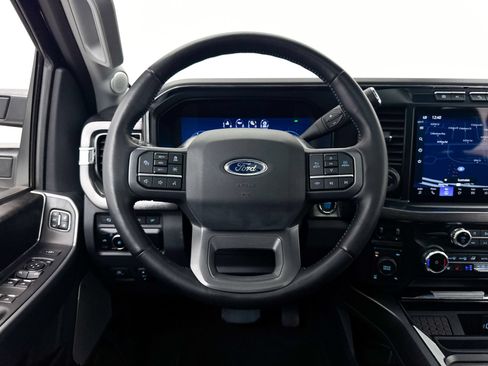 Used 2023 Ford F250 Lariat w/ Lariat Ultimate Package AWD/4WD image 4