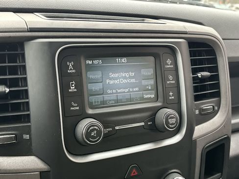 Used 2015 RAM 1500 Express image 10