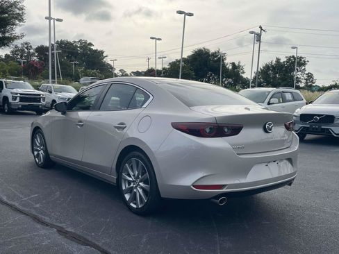 Used 2023 MAZDA MAZDA3 s FWD image 5