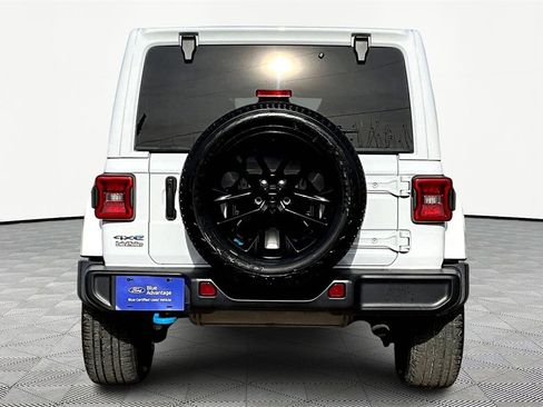 Used 2022 Jeep Wrangler Unlimited Sahara w/ Cold Weather Group image 4