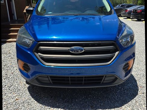 Used 2018 Ford Escape S FWD image 2