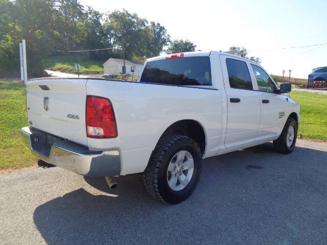 Used 2022 RAM 1500 Classic SLT w/ Electronics Group AWD/4WD image 6