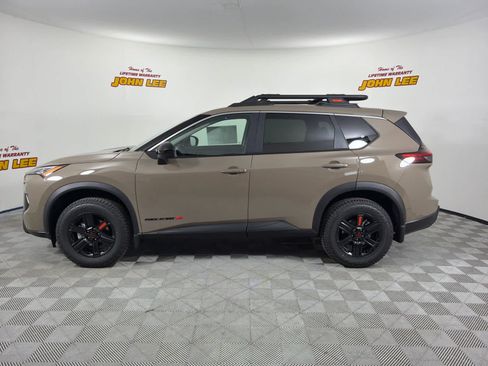 New 2026 Nissan Rogue SV AWD/4WD image 2