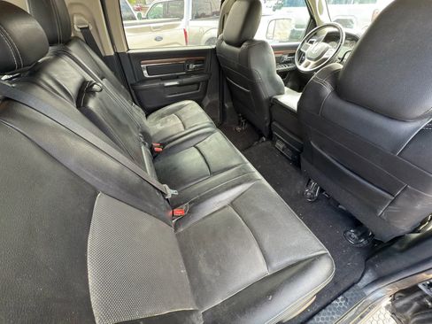Used 2014 RAM 3500 Laramie w/ Convenience Group image 7