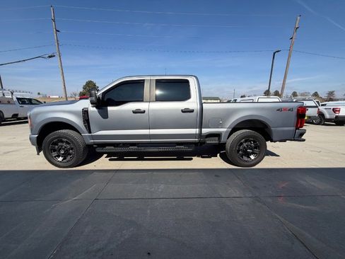 Used 2023 Ford F250 XL w/ STX Appearance Package image 5
