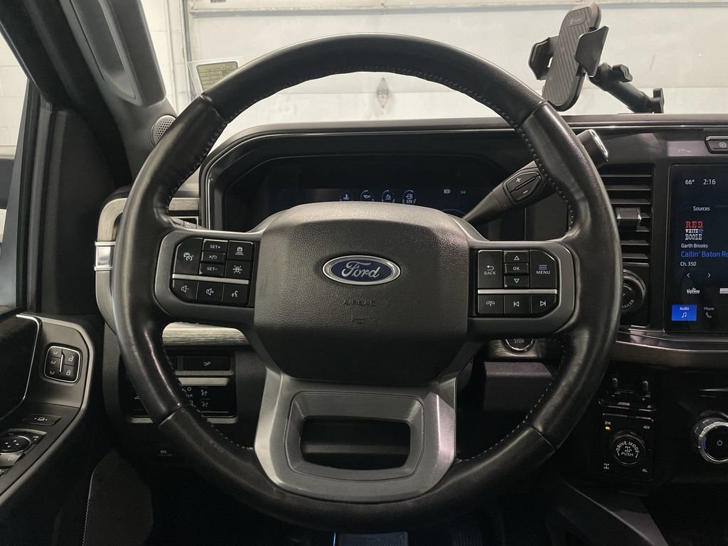 Used 2024 Ford F250 Lariat w/ Lariat Ultimate Package AWD/4WD image 5