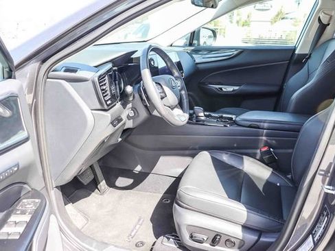 Used 2025 Lexus NX 250 FWD w/ Premium Package image 14