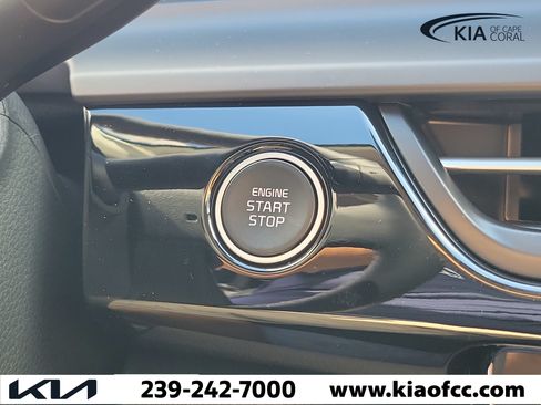 New 2026 Kia Seltos S FWD image 30