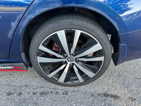 Used 2019 Nissan Altima 2.5 SR w/ SR Premium Package AWD/4WD image 9