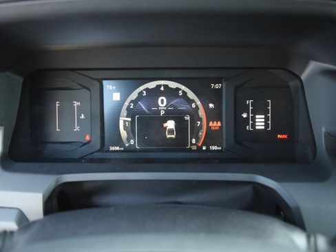 Used 2026 Toyota Tacoma SR5 AWD/4WD image 12