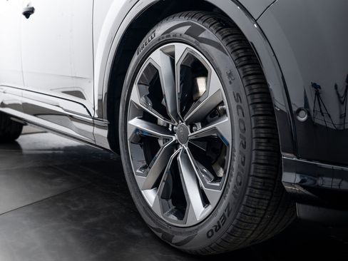 New 2026 Audi Q7 Premium Plus image 19