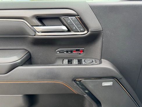 Used 2023 GMC Sierra 1500 AT4 image 16