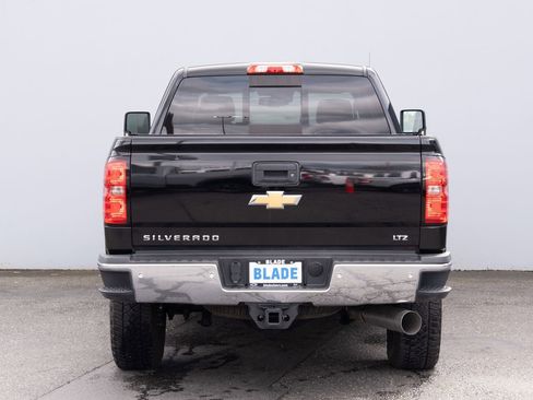 Used 2019 Chevrolet Silverado 3500 LTZ w/ LTZ Plus Package image 26