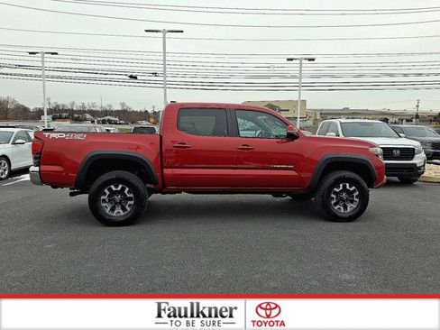 Certified 2019 Toyota Tacoma TRD Off-Road image 7