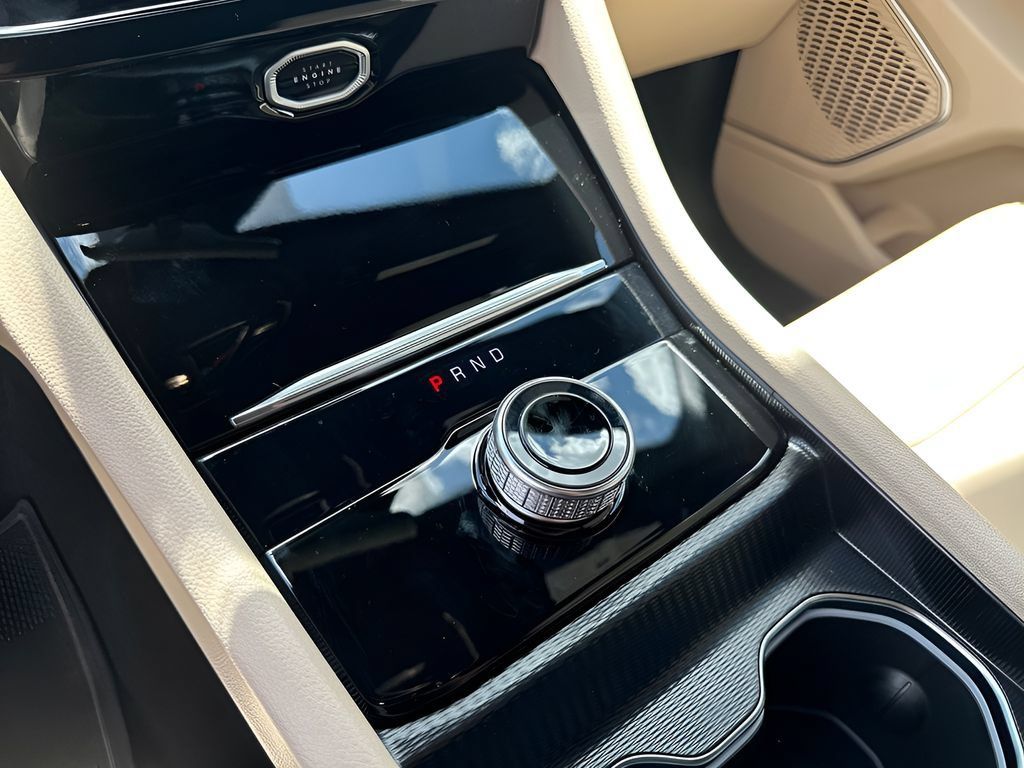 New 2026 Jeep Grand Cherokee Limited RWD image 28