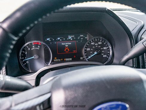 Used 2022 Ford F550 4x4 Crew Cab Super Duty image 49