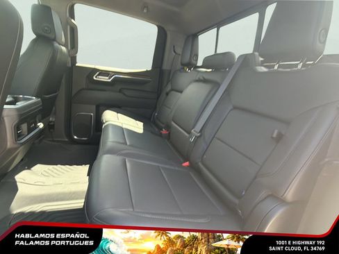 Used 2024 Chevrolet Silverado 1500 LT Trail Boss w/ LT Trail Boss Premium Package AWD/4WD image 26