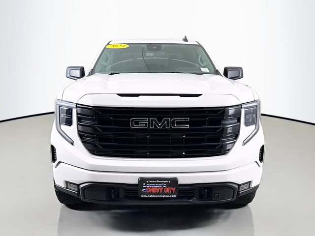 Used 2023 GMC Sierra 1500 Elevation w/ LPO, Elevation Black Package AWD/4WD image 2