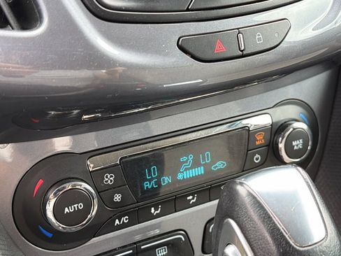 Used 2018 Ford Transit Connect Titanium FWD image 14