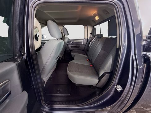 Used 2019 RAM 1500 Big Horn image 19