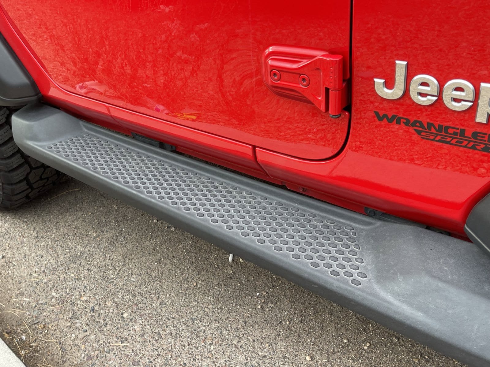 Used 2021 Jeep Wrangler Sport AWD/4WD image 4