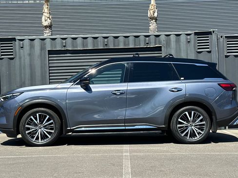 Used 2022 INFINITI QX60 Autograph w/ Cargo Package AWD/4WD image 2