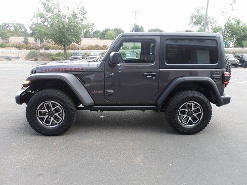 New 2025 Jeep Wrangler Rubicon image 5