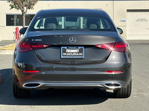 Used 2022 Mercedes-Benz C 300 Sedan image 5