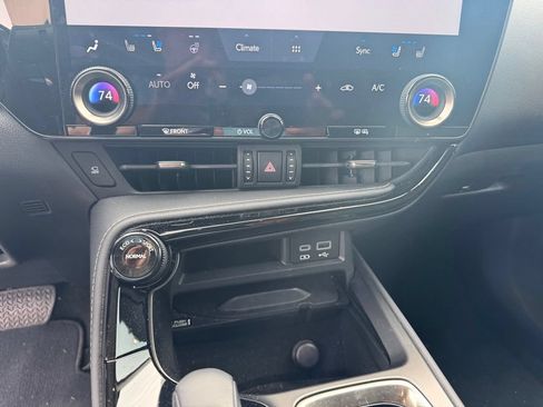 Used 2024 Lexus NX 350 AWD w/ Vision Package image 16